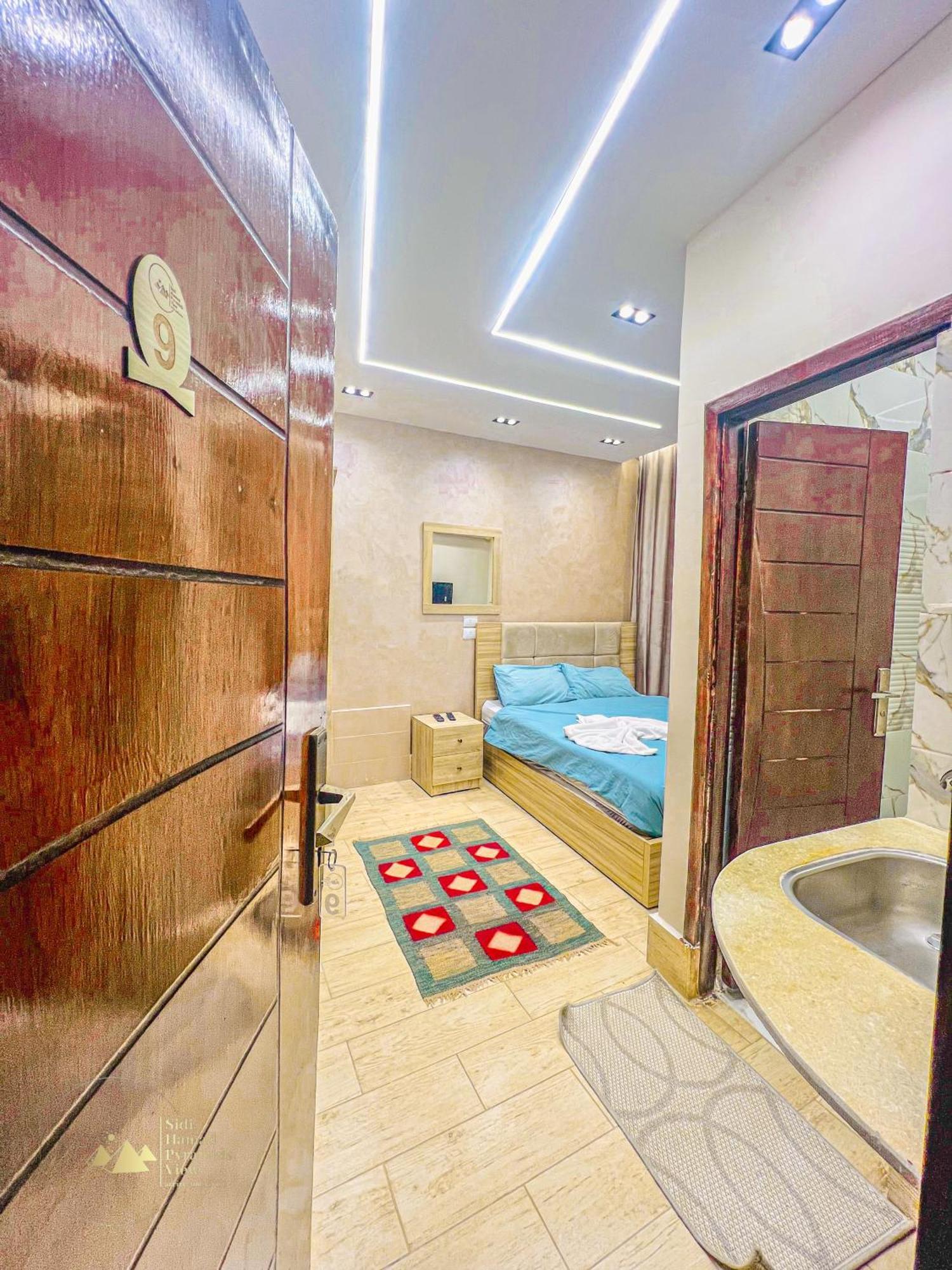 Sidi Hamad Pyramids View Hotel Kafrat al Jabal Exterior photo